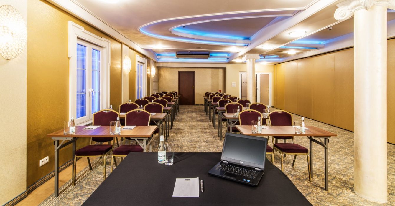 Sala Lustrzana I