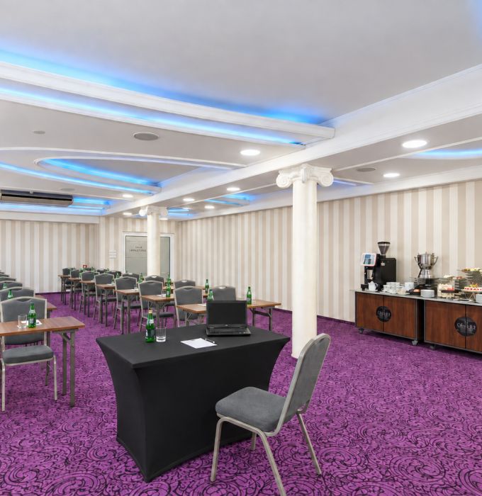 Sala Lustrzana I