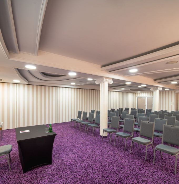 Sala Lustrzana I